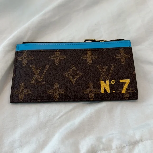 Louis Vuitton wallet new - Picture 2 of 4